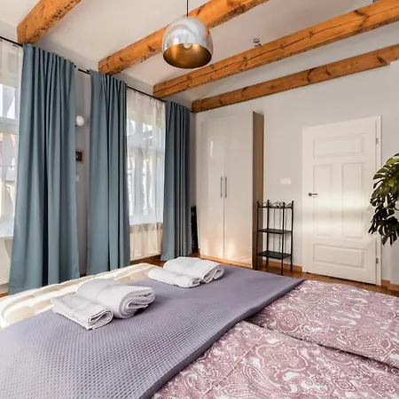 アパート Berni's Z Tarasem ソポト